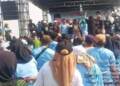 Paslon 1 BA-IK dan Ribuan Warga Tarik Senam Bareng di Lapangan Sebani