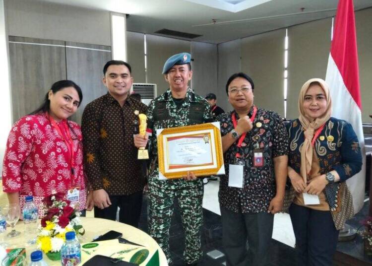Mourits Kussoy Raih Award Nasional, Jadi Motivator Bela Negara