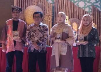Dekranasda Bojonegoro Juara 1 Stand Terbaik Pekan Batik Nusantara 