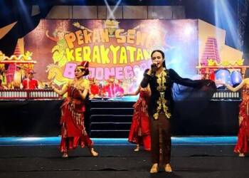 Oklik Pukau Pengunjung Pekan Seni Kerakyatan Bojonegoro