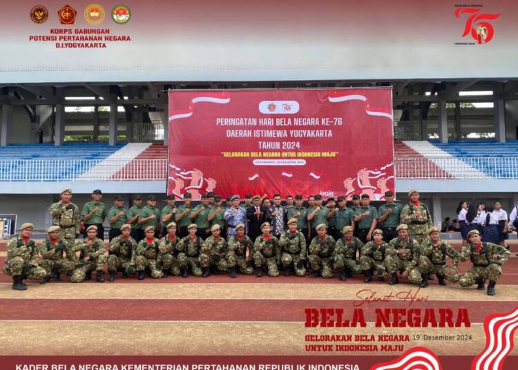 Komcad Kader Bela Negara Kemhan Ikuti Upacara Peringatan Hari Bela Negara ke-76 di Stadion Mandala Krida
