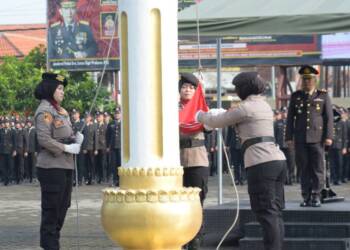 Polresta Sidoarjo Upacara Peringati Hari Ibu 2024