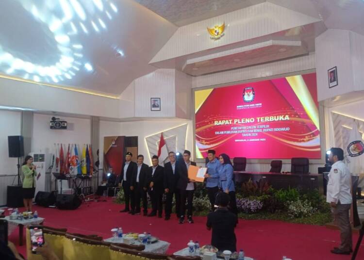 Pleno Terbuka, KPU Sidoarjo Tetapkan Subandi-Mimik Paslon Terpilih 2025-2029