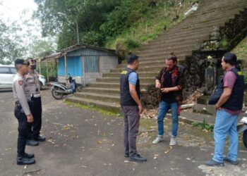 Treking Gunung Agung Tanpa Guide, WNA Jerman Langsung Diamankan Imigrasi Singaraja
