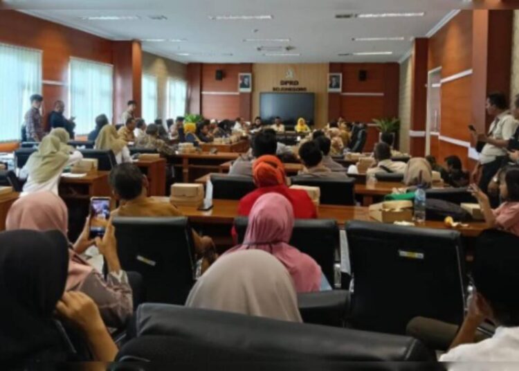 Komisi A dan C DPRD Bojonegoro Bahas Terkait PT. Sata Tech Indonesia di Ruang Banggar