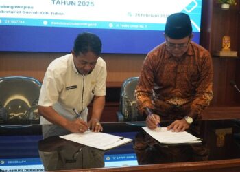 Disdukcapil dan PWRI Tuban Teken Kerjasama Pelayanan Adminduk Wredatama