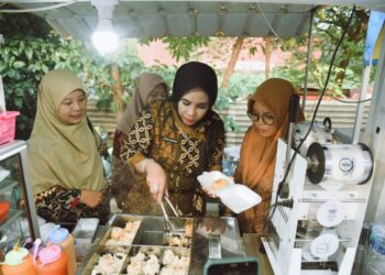 Wabup Sidoarjo Mimik Idayana Kunjungi Bazar Ramadan Gemati