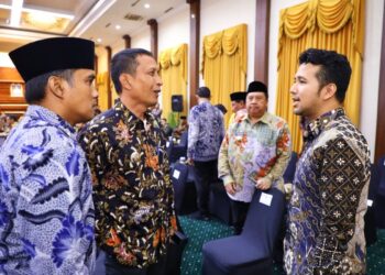 Bupati Wahono Ikuti Rakor di Grahadi, Bahas Penguatan Ekonomi Desa