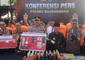 Polres Bojonegoro Ungkap Sejumlah Kasus dan Musnahkan BB