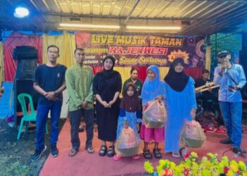 Paguyuban Taman Rajekwesi Bojonegoro Bukber dan Santuni Yatim