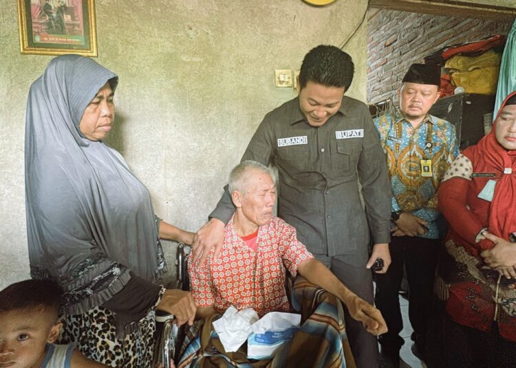 Satu Tahun di Kursi Roda, Supardi Dapat Perhatian Khusus dari Bupati Sidoarjo