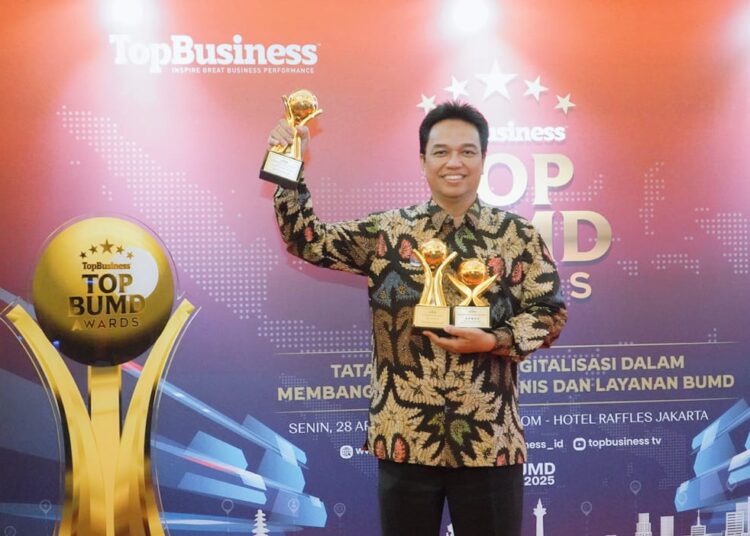 Wow! Perumda Delta Tirta Sidoarjo Raih TOP BUMD Awards 2025