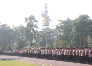 Polresta Sidoarjo Kerahkan 900 Personil Amankan Peringatan Hari Buruh dengan Profesional dan Humanis 