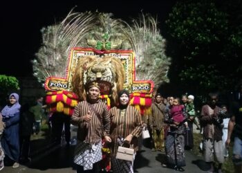Reog dan Kirab Gunungan Warnai Hari Jadi ke-552 Desa Mlinjeng