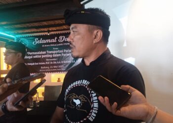FPDP-Bali Diskusi Publik, Bahas Sengkarut Transportasi Pariwisata di Bali
