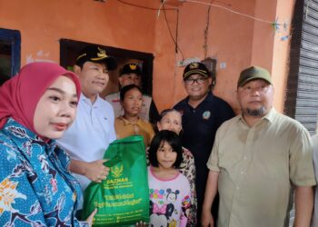 Bupati Subandi Sidak Rumah Tidak Layak Huni di Kecamatan Krian