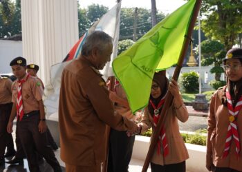 Berangkatkan Kontingan Pramuka, Wabup Tuban: Jaga Nama Baik