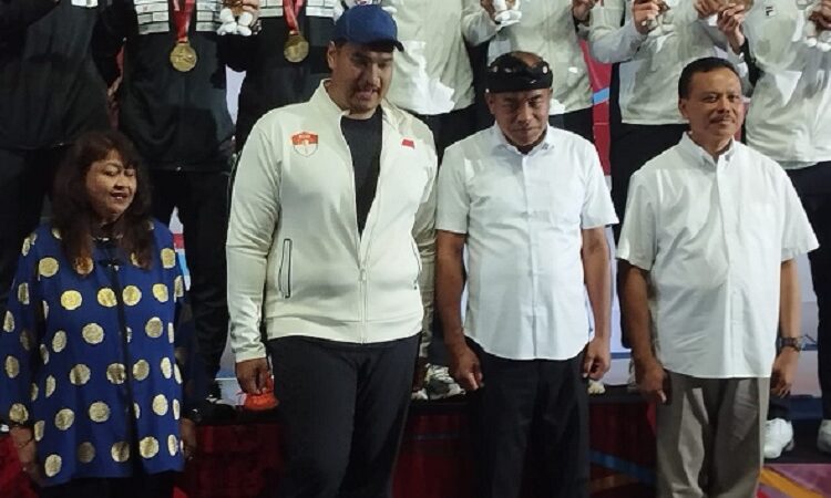 Menpora Dito dan Wamentan Hadiri Kejuaraan Anggar Asia 2025
