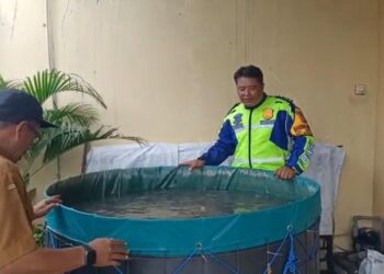 Polsek Gedangan Dampingi Budidaya Lele, Wujudkan Ketahanan Pangan dan Swasembada Mandiri