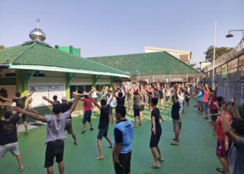 Lapas Kelas IIA Sidoarjo Gelar Senam Pagi untuk Kesehatan Fisik dan Mental WBP