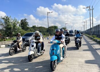 Bupati Subandi Ikut Meriahkan Scooter Riding di Lanudal Juanda