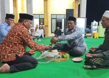 Pemdes Widang Tumpengan ‘Boyong Kantor Deso’