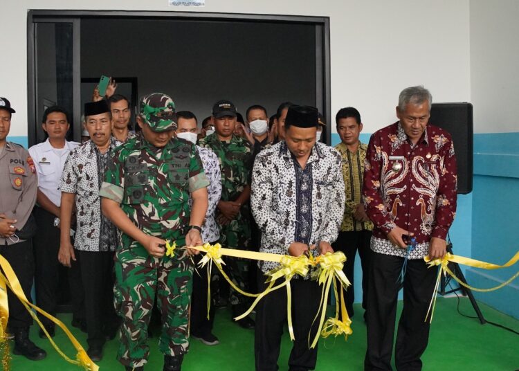 Wabup Tuban dan Dandim 0811 Resmikan SPPG Gesikharjo