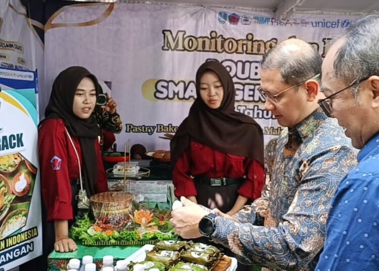 Keren! SMA DT Ubah Bahan Baku Lokal Jadi Produk Unggulan