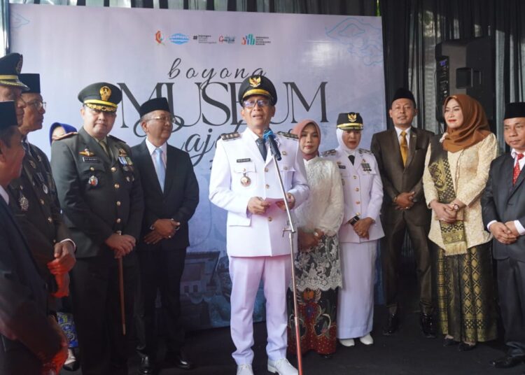 Bupati Wahono Resmikan Museum Rajekwesi di HJB 348