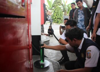 Petugas Gabungan di Tuban Sidak Sejumlah SPBU, Cegah Penyimpangan BBM