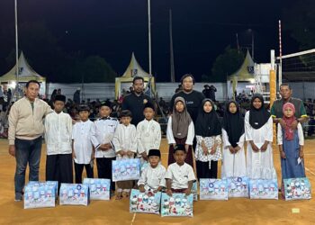 Kanit Intelkam Polsek Widang Berbagi di Turnamen Bola Voli Ansor Cup II 2025