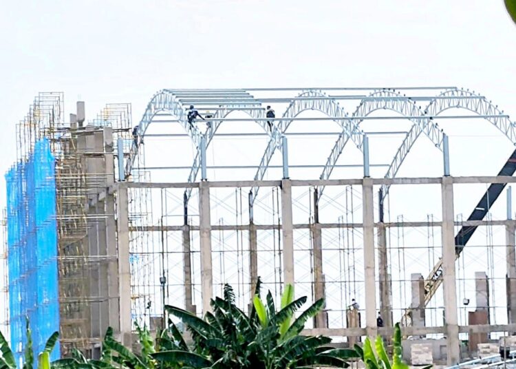 Proyek Sport Center Bojonegoro Senilai Rp 16 Miliar Diduga Abaikan K3