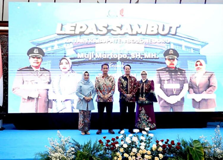 Bupati dan Wabup serta Ketua TP PKK Bojonegoro Hadiri Lepas Sambut Kajari 