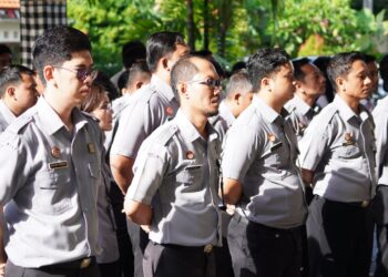 Apel Pagi Kanwil Kemenkum Bali, Bahas Agenda Kinerja dan Persiapan Rakor Pimpinan