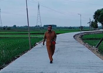 Jalan Poros Desa Tegalkodo Bojonegoro Dibangun Rigid Beton