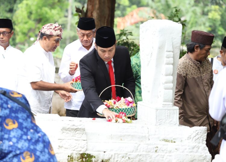 Ziarah Makam Leluhur Awali Rangkaian Hari Jadi ke-732 Tuban