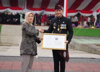 Sertifikat IG Batik Tenun Gedhog Jadi Kado Indah di HJT 732