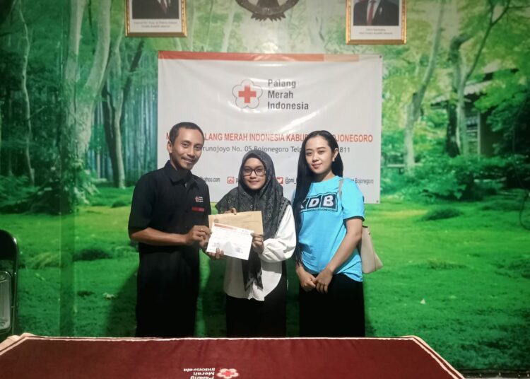 Yayasan Pendidikan Dirgahayu Peduli Sumatera dan Aceh, Salurkan Bantuan via PMI Bojonegoro