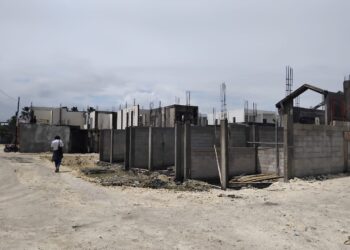 Satpol PP Hentikan Proyek Villa Milik WNA Australia di Kuta Utara, Belum Kantongi Izin