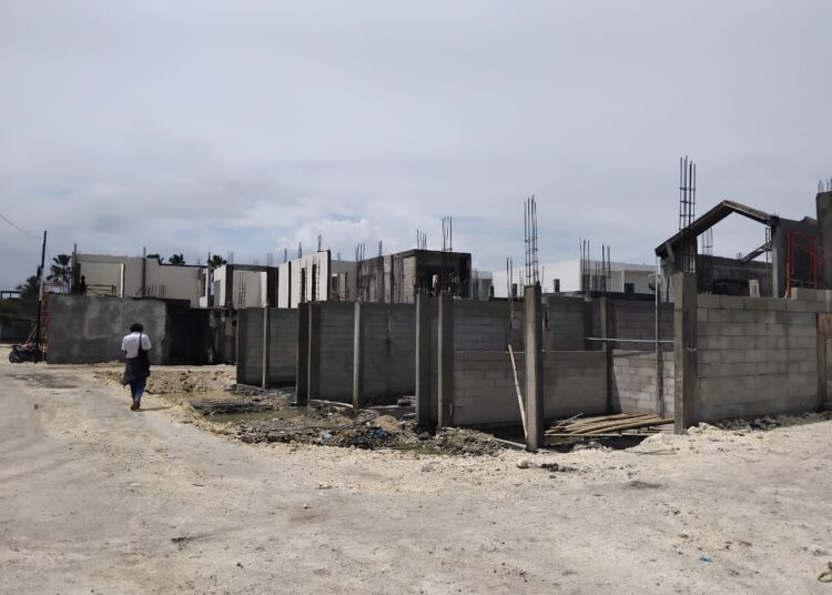 Satpol PP Hentikan Proyek Villa Milik WNA Australia di Kuta Utara, Belum Kantongi Izin