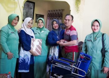 Persit Kodim Bojonegoro Anjangsana, Salurkan Bantuan Sembako