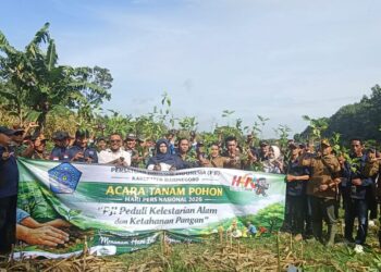 HPN 2026, PJI Bojonegoro Tanam 600 Bibit Pohon Produktif di Gondang
