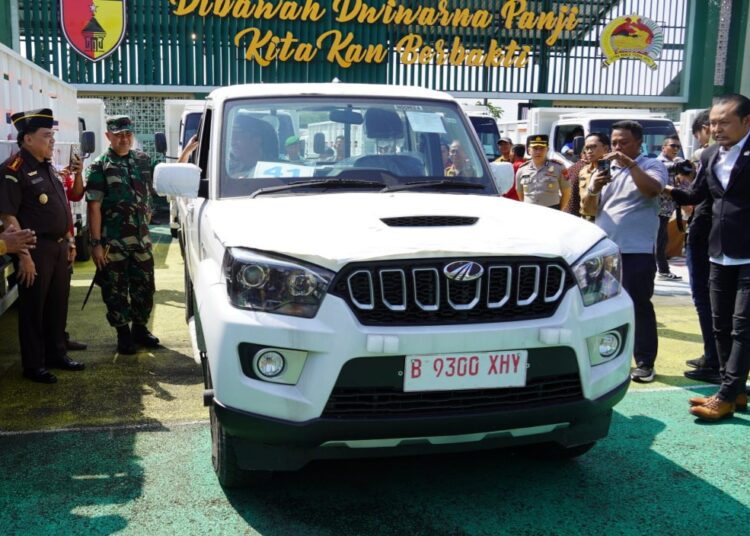 Dandim Bojonegoro Hadiri Penyerahan Ratusan Kendaraan Operasional KDKMP