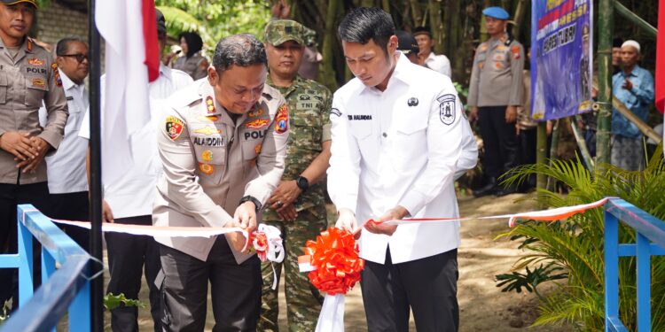 Bupati Tuban Hadiri Peresmian Jembatan Merah Putih Presisi di Bangilan