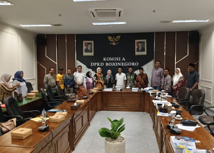Komisi A DPRD Bojonegoro Mediasi Sengketa Tanah di Belun