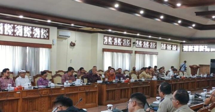 Pansus TRAP DPRD Bali Sesalkan Sikap Ketidakhadiran Pihak BTID di RDP
