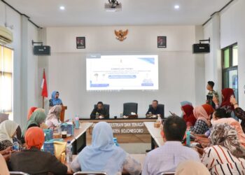 Bimtek, Disperinaker Bojonegoro Dorong Para Pelaku IKM Bisa Naik Kelas