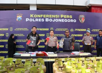 Polres Bojonegoro Tangkap Pengoplos LPG Subsidi 3 Kilogram