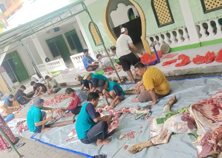 Ponpes Tanfirul Ghoyyi Sembelih Kurban, Tumbuhkan Semangat Berbagi