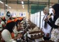 Wabup Bojonegoro Sapa Pekerja Pabrik Rokok di Baureno